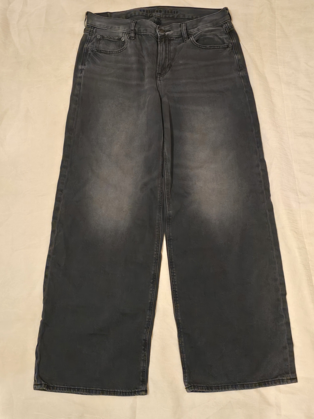American Eagle Outfitters Low Rise Skater Jean